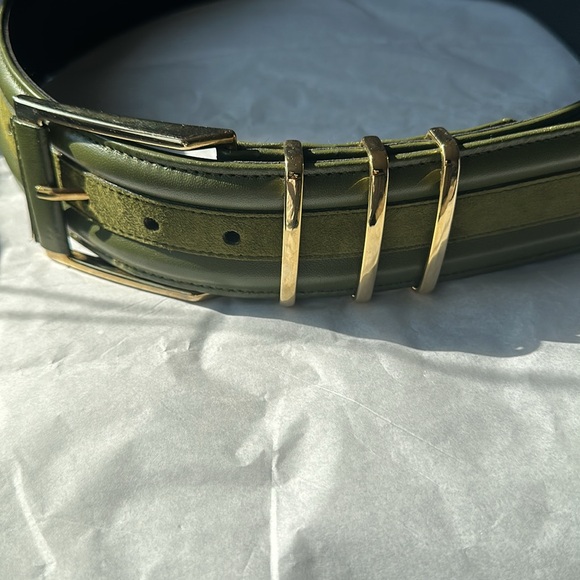 Vintage Carlisle army green leather suede wide belt, Size XSM - Picture 13 of 16